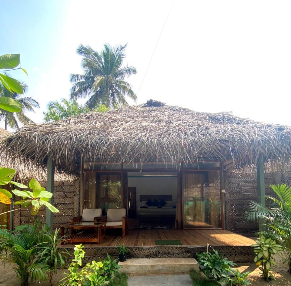 The Coast Beach Resort Agonda Eksteriør bilde